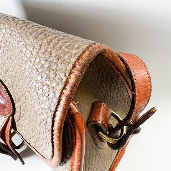 VINTAGE DOONEY & BOURKE Leather Crossbody Brown Tan Purse - Picture 3 of 8